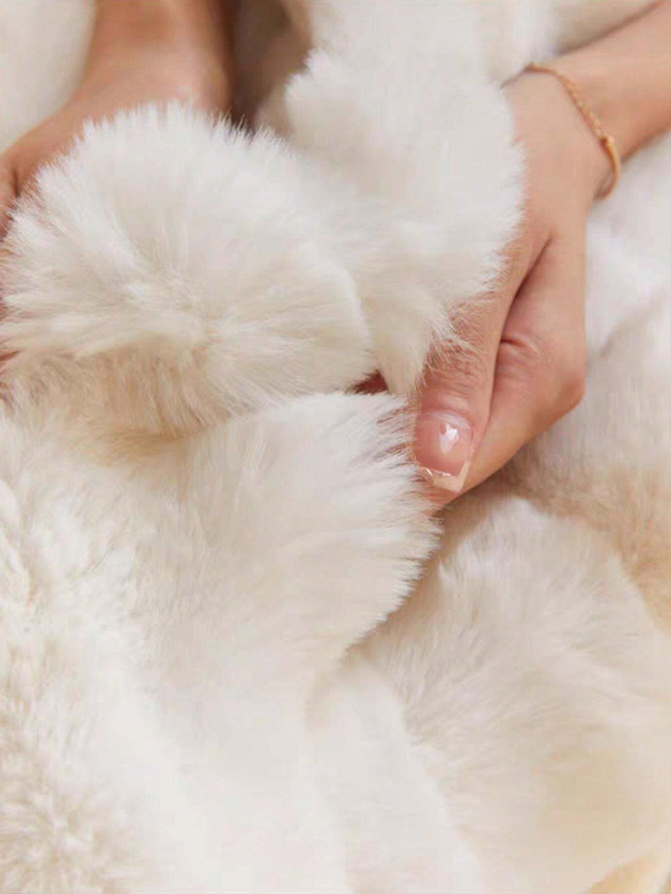 Plaid en Duvet de Lapin │ Chaleur et Confort Élégant pour Votre Espace