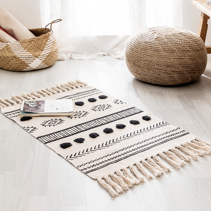 Tapis Vintage Bordé Coton et Bande de lin │ Élégance et Style pour Votre Intérieur