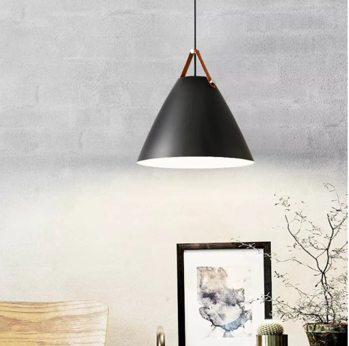 Lustre Nordique en Fer │ Design Créatif et Ambiance Chaleureuse