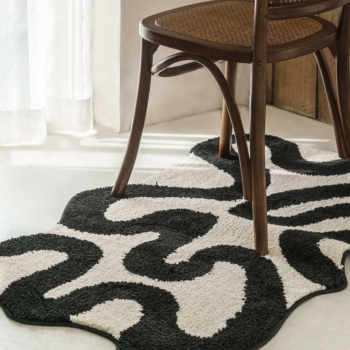 Tapis Rectangulaire Moderne Minimaliste │ Élégance Contemporaine pour Votre Intérieur