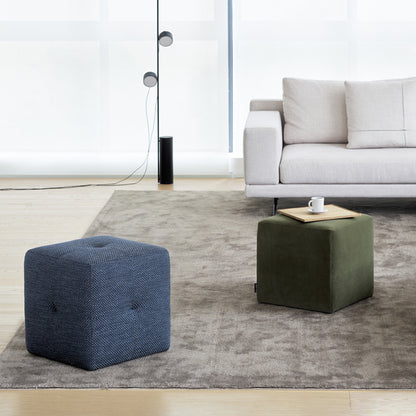 Chambre Simple │ Canapé Tabouret Carré │ Design Minimaliste et Confort