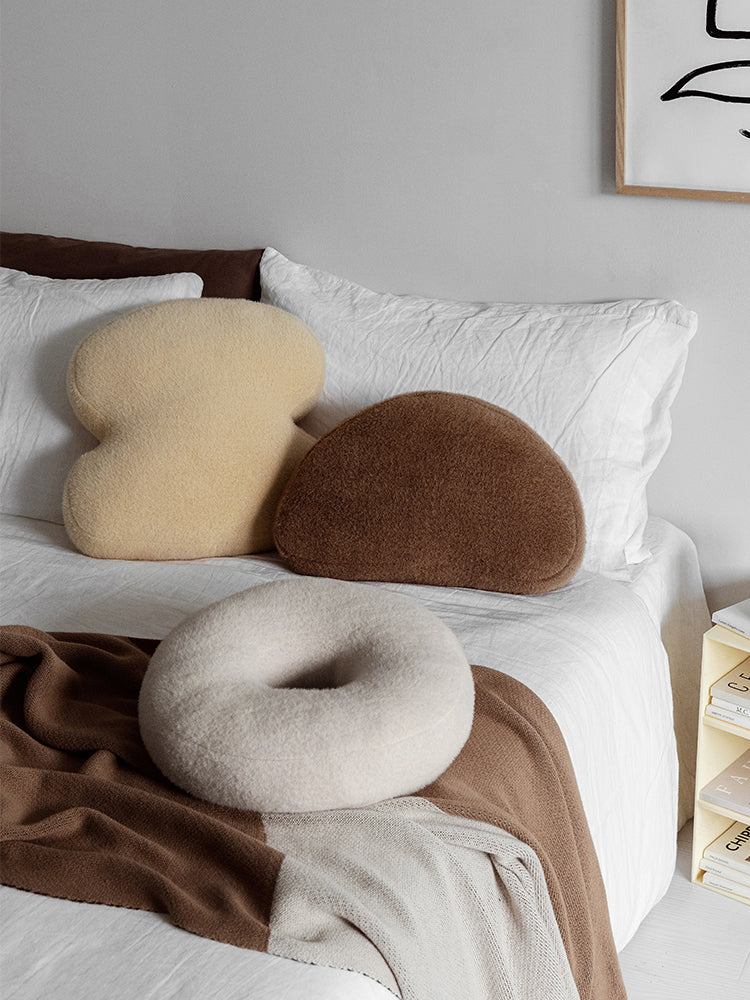 Coussin de Bureau en Forme de Beignet │ Douceur Peluche et Style Moderne