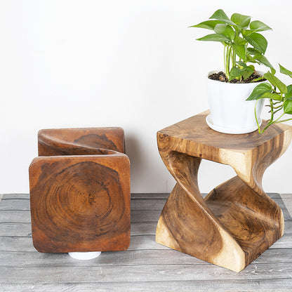 Tabouret Carré en Bois Massif pour Couloir et Entrée │ Artisanat Sculpté à la Main