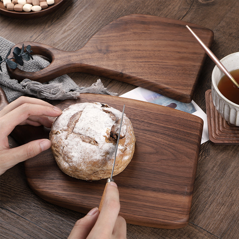 Planche à Découper en Noyer Noir │ Accessoire Élégant pour la Cuisine