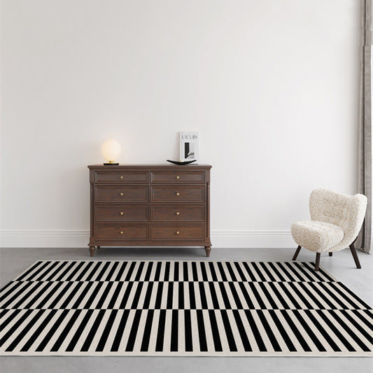 Tapis Noir et Blanc Rayé │ Velours Imitation Vison │ Confort et Élégance pour Salon et Chambre