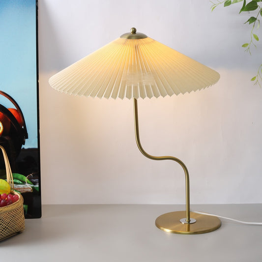 Lampe Américaine avec Abat-jour Plissé │ Élégance Vintage pour Votre Décoration