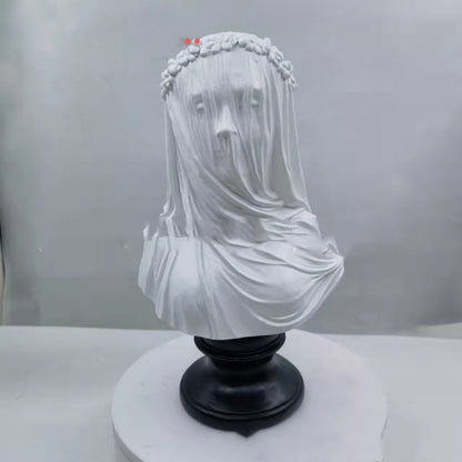 Buste Sculpté de la Dame Voilée │ Mystère et Élégance Gothique