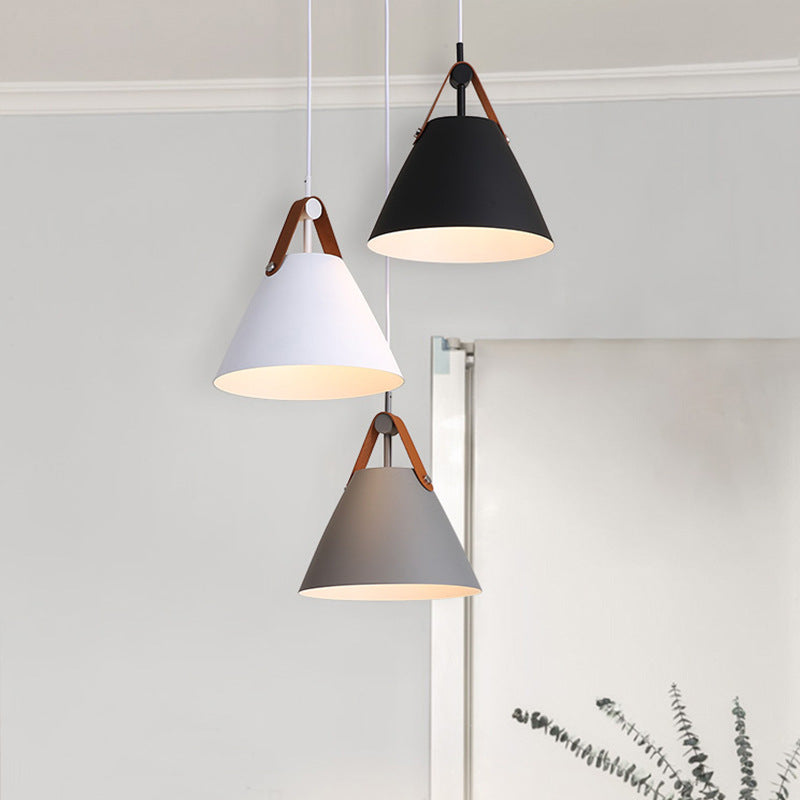 Lustre Nordique en Fer │ Design Créatif et Ambiance Chaleureuse