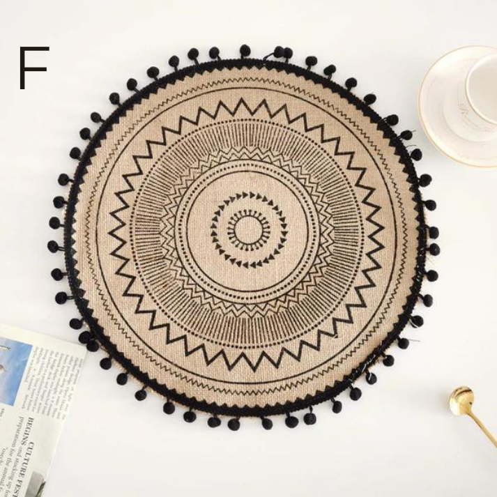 Jute Décoratif Nordique avec Bordure à Franges │ Accessoire de Table pour un style Minimaliste