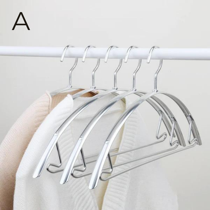 Support Précieux pour Vos Vêtements │ Élégance et Durabilité pour Votre Dressing