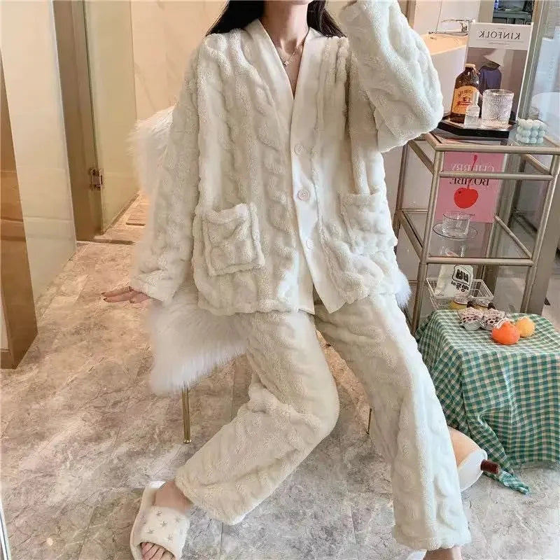 2024 New Women's Sleepwear Autumn/Winter Thickened Fleece-Lined Sweet Cute Coral Velvet Home Suit Cross-Border
