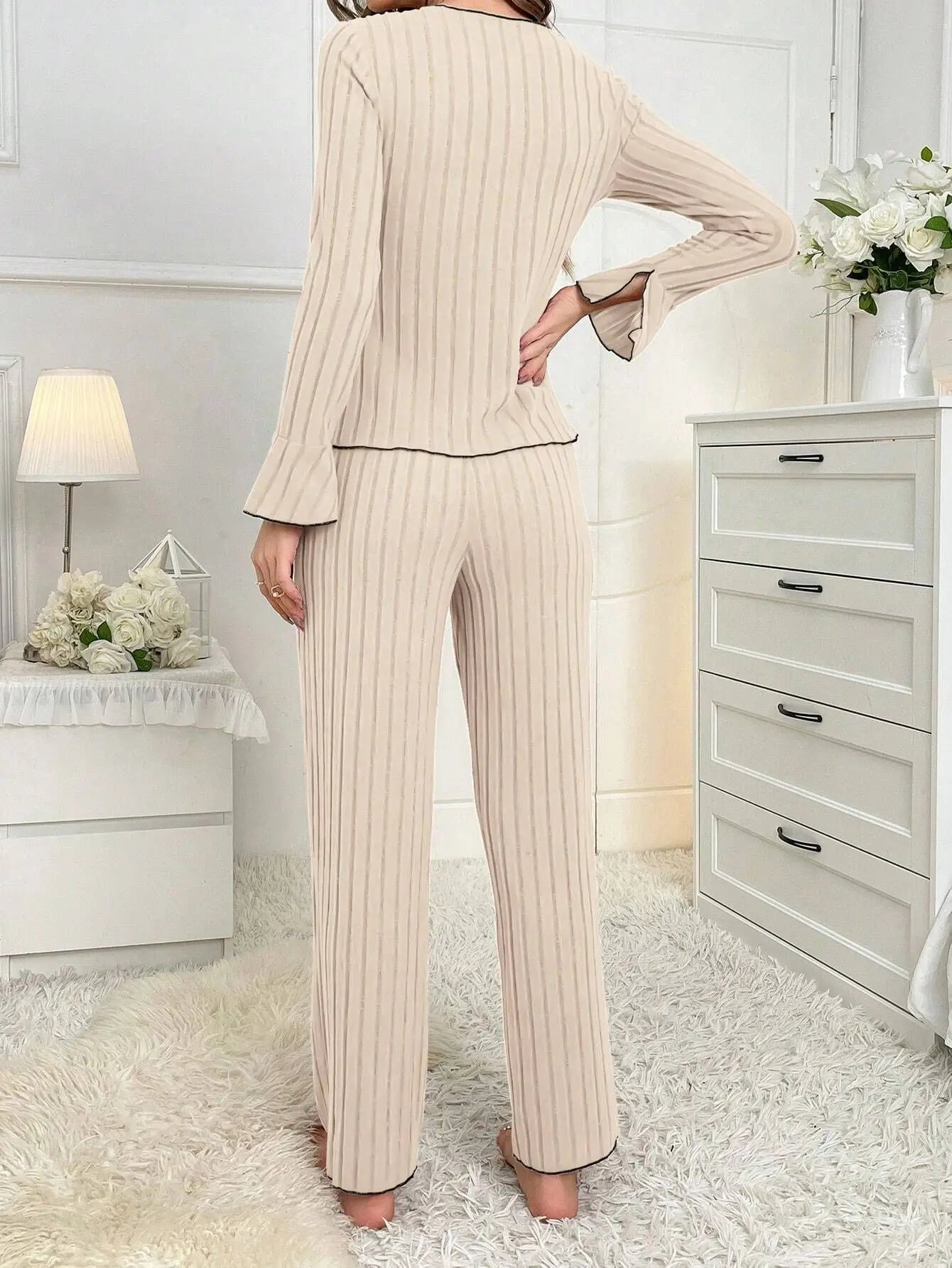 2025 Autumn Winter Warm Sleepwear Women Pajamas Set Lapel Bow Flannel Loose Long Sleeve Tshirt Tops and Trousers Home Suit
