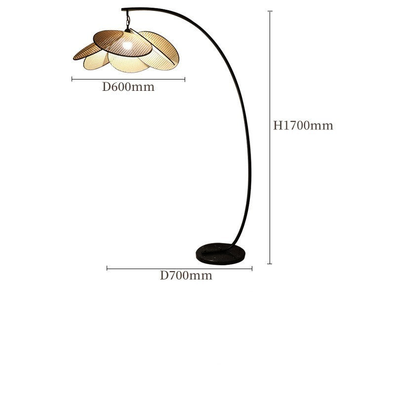 Lampadaire Rétro en Rotin │ Éclairage Doux et Élégant pour Votre Intérieur