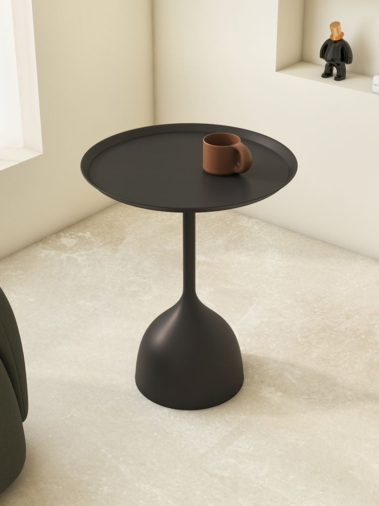 Table d'Appoint Simple Nordique │ Élégance Minimaliste pour Petit Appartement