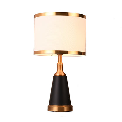 Lampe de Chevet Fashion │ Élégance et Fonctionnalité pour Votre Chambre à Coucher