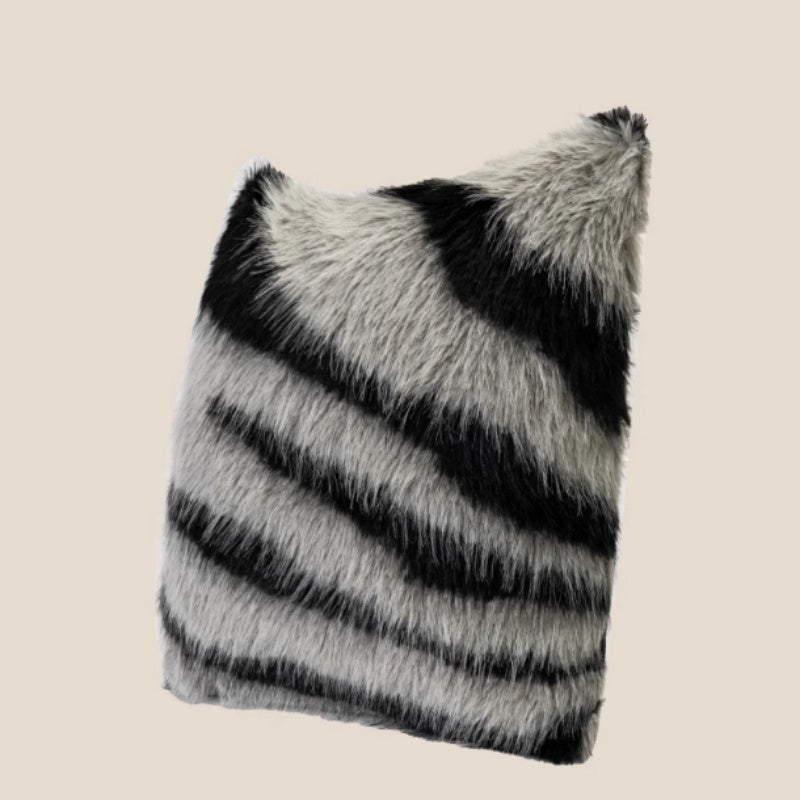 Coussin Carré à Motif Zebra Noir et Blanc │ Chic et Confortable pour Votre Salon