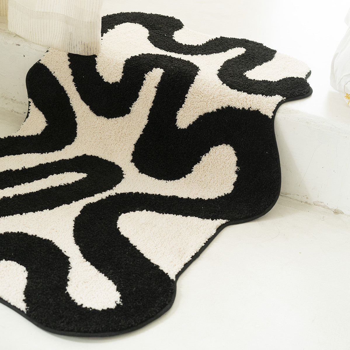 Tapis Rectangulaire Moderne Minimaliste │ Élégance Contemporaine pour Votre Intérieur