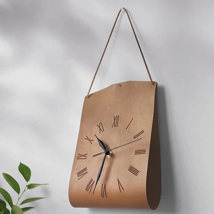 Horloge Murale Créative en Forme de Sac │ Une Touche de Rétro Nostalgique pour Votre Salon